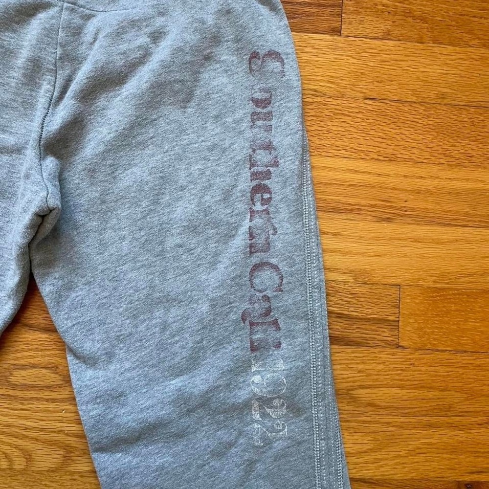 Y2k Lowrise Grey Hollister Sweatpants 2000s Size XS Embroidered Red Bird Good - Picture 5 of 6